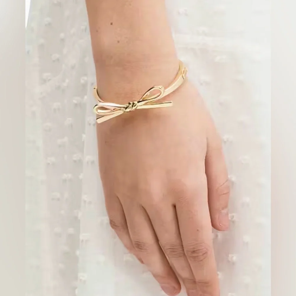 Kate Spade Skinny Mini Bow Bangle NWT - Picture 3 of 7
